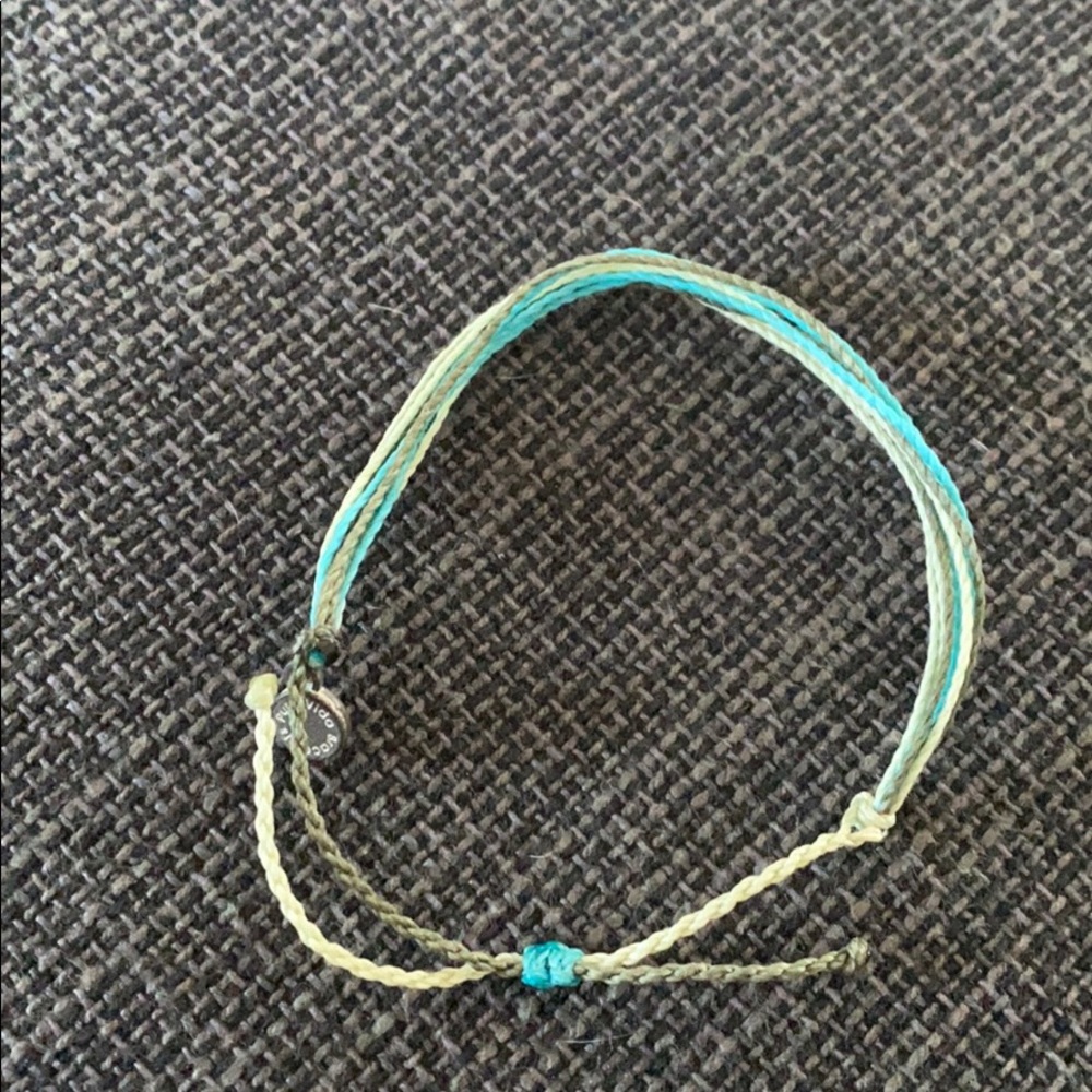 Pura Vida One Tree Planted bracelet